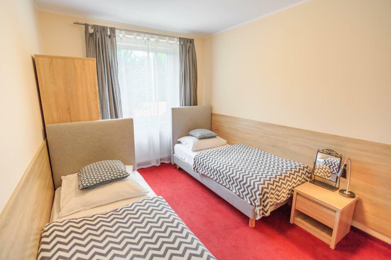 Botanik Hostel Poznań Exteriör bild